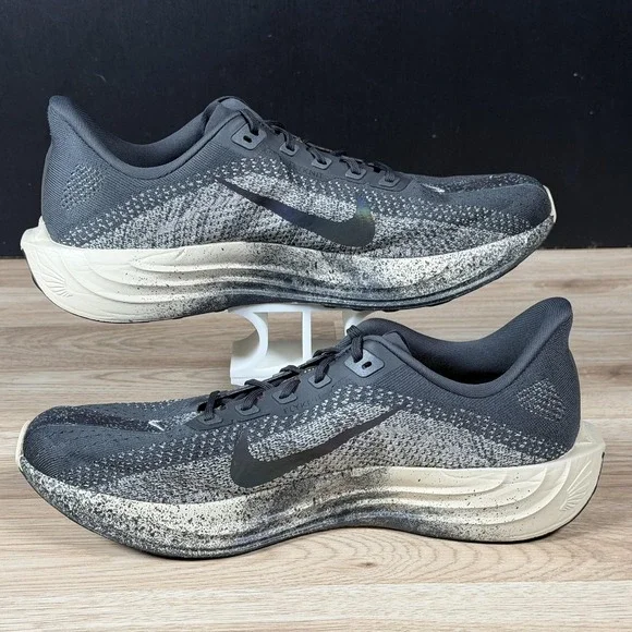 Nike Pegasus Plus Shoes Mens Size 13 Gray Running Athletic Sneakers IH4113-140